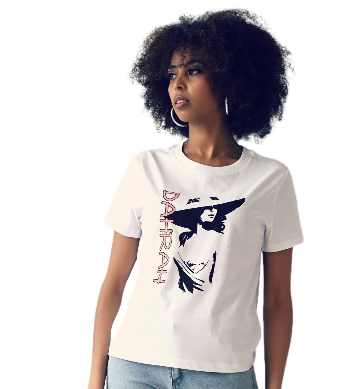 Organic t-SHIRT with print of an elegant lady with hat by Dahrah Darah Fashion.