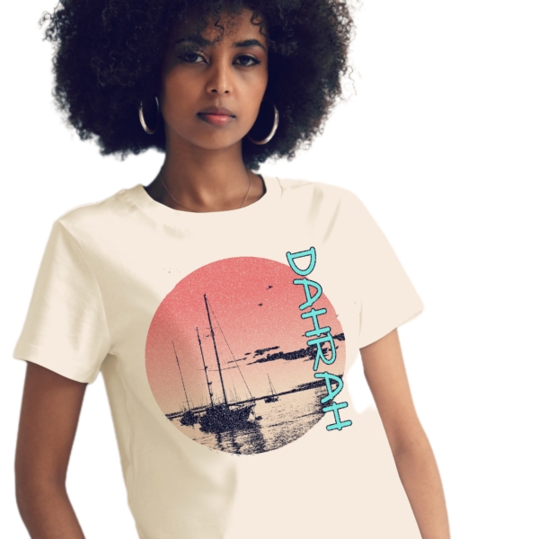 Dahrah Darah lady organic cotton T-shirt with print of a sailboats at anchorage.