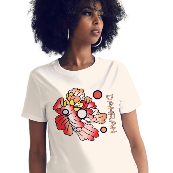 Dahrah Darah lady organic cotton T-shirt with print of a orange flower.