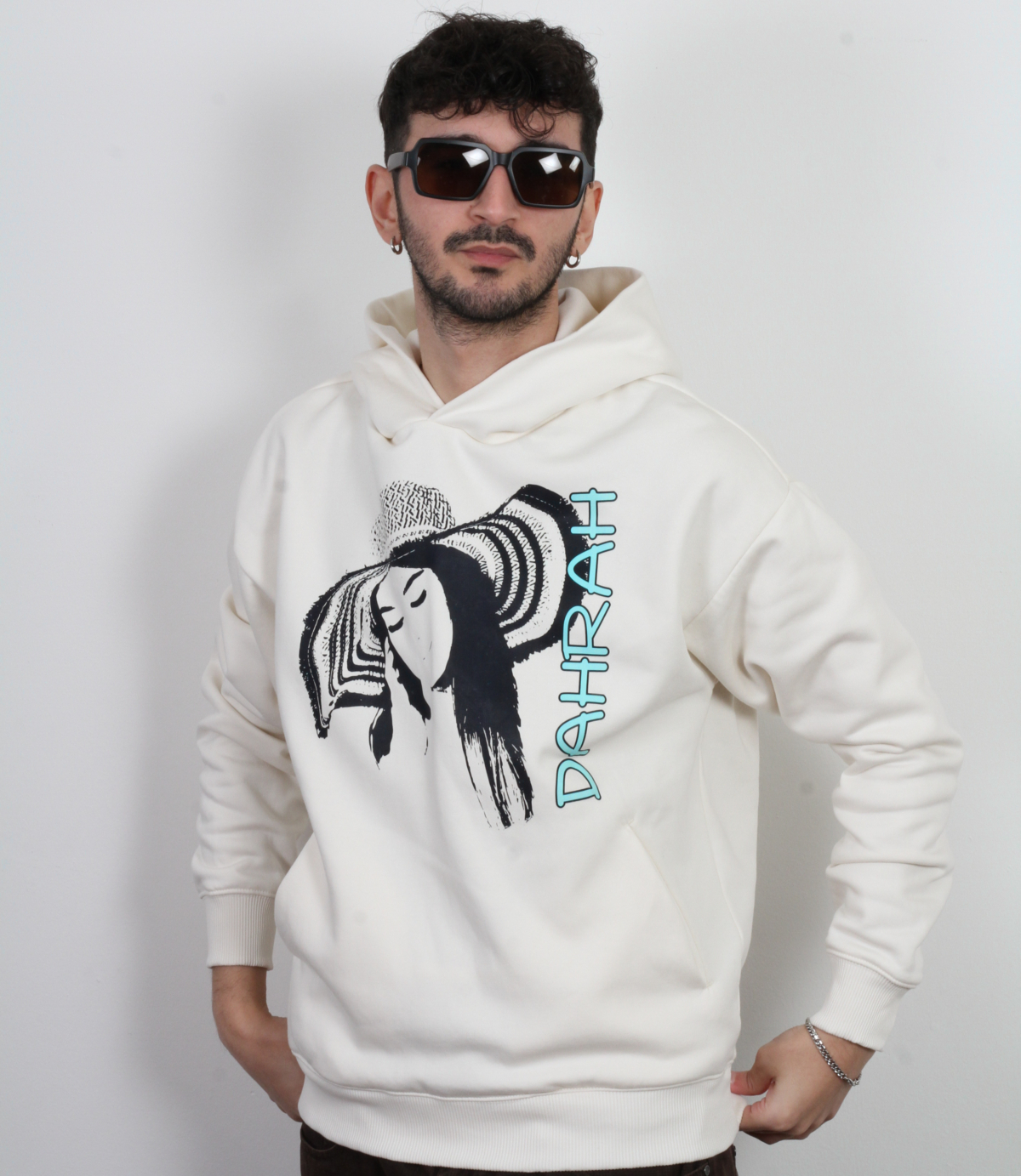 High quality oversized hoodie with print of a girl wearing a sombrero hat.