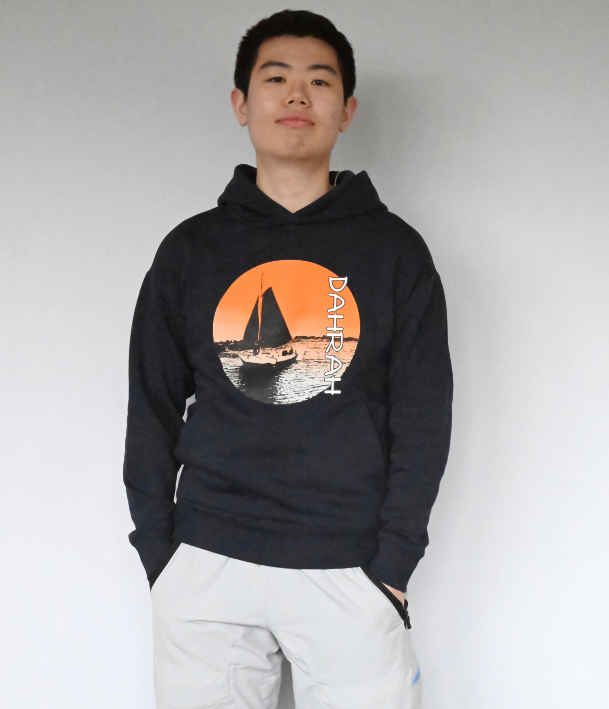 High quality oversized hoodie with print of a Dutch traditional sailboat.