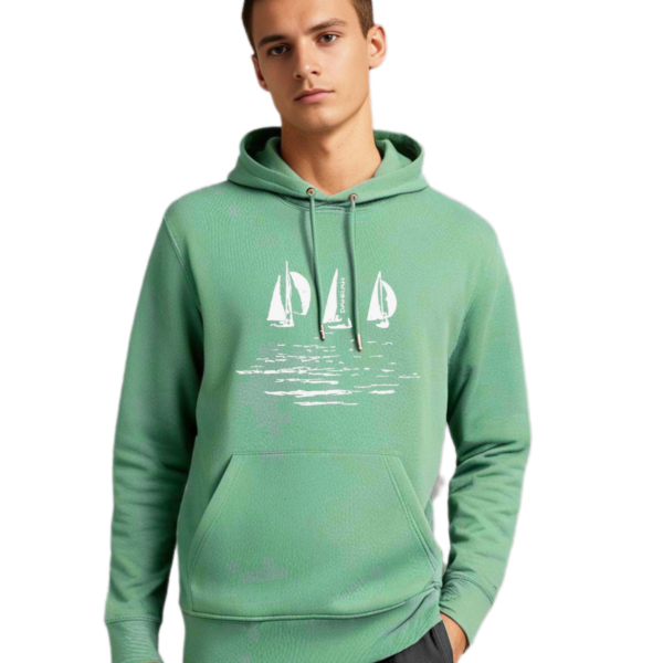 Dahrah Darah High quality hoodie with print of sailboats.